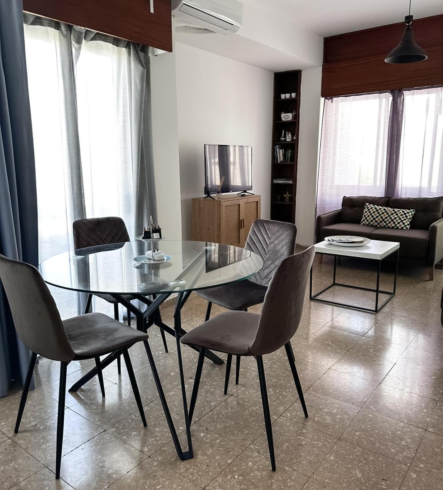 Comfortable Engomi Apartment Nicosia Exteriör bild